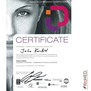 KroMED | Teilnahmezertifikat am internationalen Kongress für Permanent Make-up – realistische Augenbrauenzeichnung und Schattierungen – von Enio Orsini. KroMED | Teilnahmezertifikat am internationalen Kongress für Permanent Make-up – High Definition Full Lips – von James Olaya. James Olaya. HDFL High KroMED | Teilnahmezertifikat am internationalen Kongress für Permanent Make-up – realistische Augenbrauenzeichnung und Schattierungen – von Ennio Orsini. Ennio Orsini Lehrte mir die einzigartige stroke/shadow Technik zur Gestaltung von realistischen Augenbrauen. Ennio Orsini, Autor von zahlreichen Standardwerken, hat seine Methode kontinuierlich weiterentwickelt und perfektioniert. Erweitere durch den Besuch dieser Masterclass deine Fähigkeiten bei der Gestaltung realistischer Augenbrauen, mit besonderem Schwerpunkt auf dem Design und der Anwendungstechnik, um natürliche männliche Augenbrauen zu erzielen! KroMED hat diese Fortbildung besucht. Permanent International bestätigt hiermit, dass Julia Kronfeld erfolgreich am 3. Permanent International Congress Berlin vom 17. bis 19. Juni 2016 teilgenommen hat und an der innovativen Masterclass von: Ennio Orsini - realistisches Augenbrauen Permanent Make-up – Kombination von Härchen und Schattierung. Veranstalter der Veranstaltung: Permanent International Berlin, 19.06.2016 Sponsor und Dozent: Permanent Make-up – Magazin; swiss color – International; pmu world; ionto comed; amiea – perfection in micropigmentation; gaube kosmetik; finish touches Group – ftg; scale optic hair – ptische HaareOdenVerdichtung; Ripar Cosmetici; Higimask;